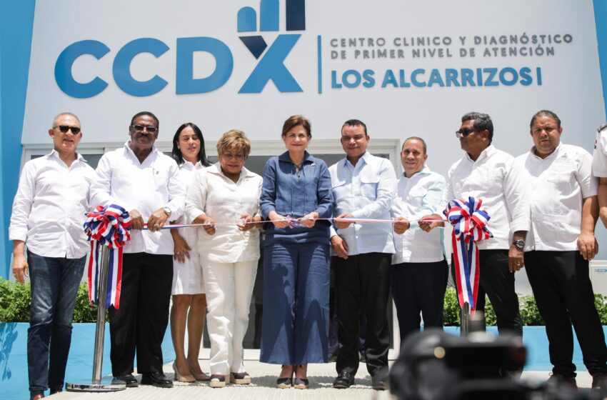  Raquel Peña encabeza entrega de centro diagnóstico en Los Alcarrizos
