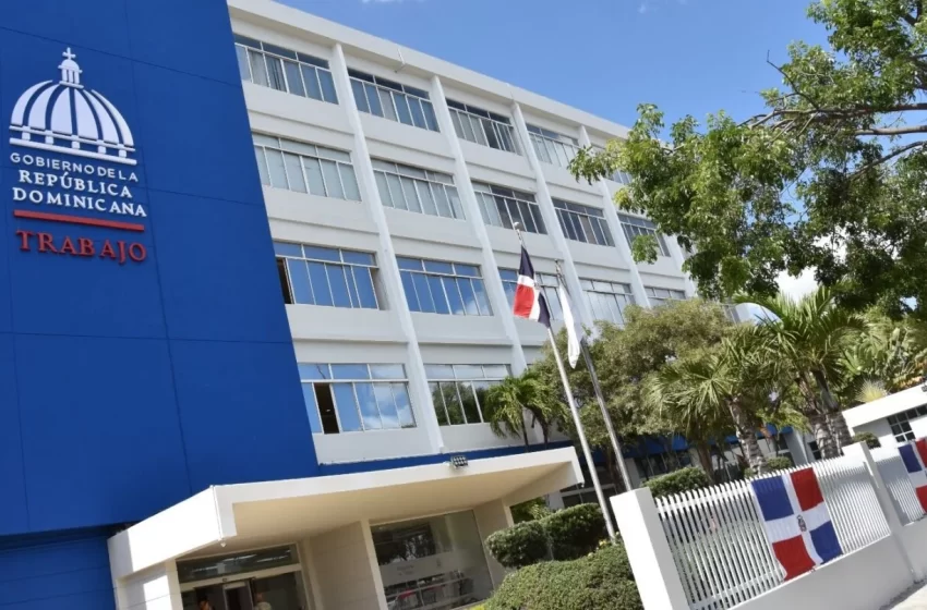  Ministerio de Trabajo reitera primero de mayo es laborable