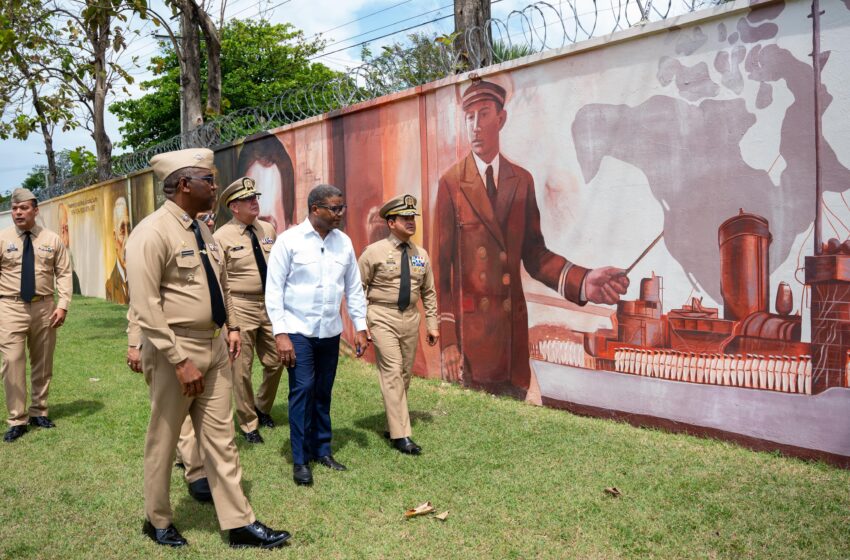  Propeep inaugura Paseo de los Colores en la Armada Dominicana en reconocimiento a su legado histórico naval