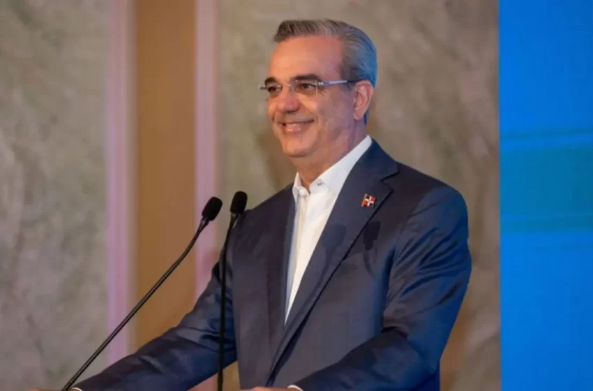  Sheinbaum, Bukele y Abinader entre los 10 presidentes más populares de América Latina