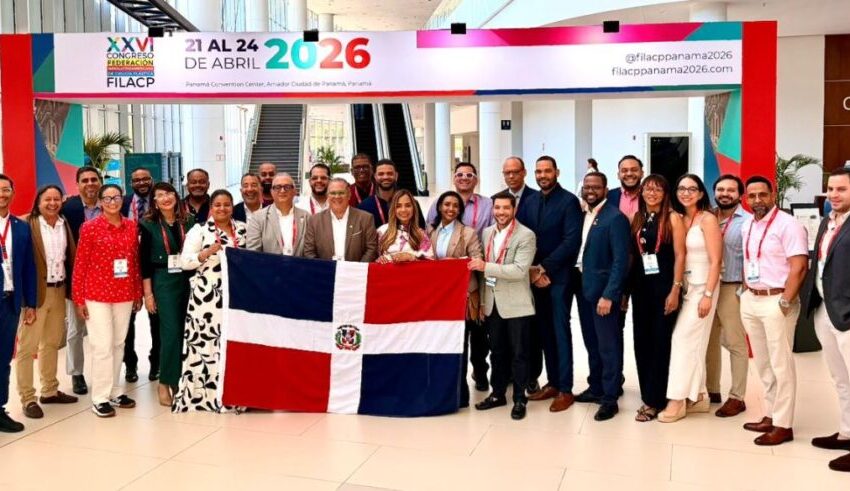  Especialistas dominicanos fortalecen presencia científica en congreso internacional de cirugía plástica