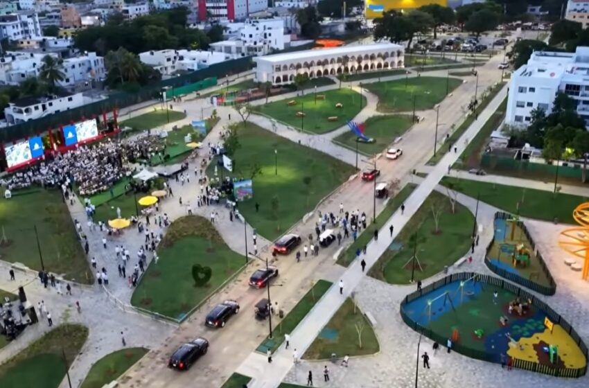  Presidente RD y Alcaldesa DN inauguran Paseo 30 de Mayo