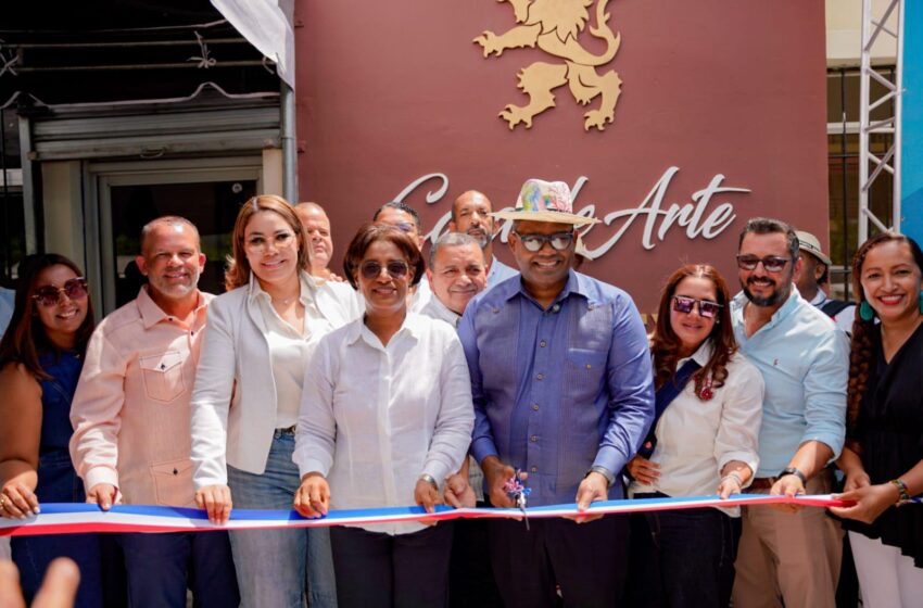  Propeep remoza Casa de Arte y transforma espacios públicos con el Paseo de los Colores en Higüey