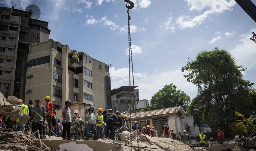  Habilitan centro de acopio en Sambil para ayudar a afectados por terremotos en Venezuela