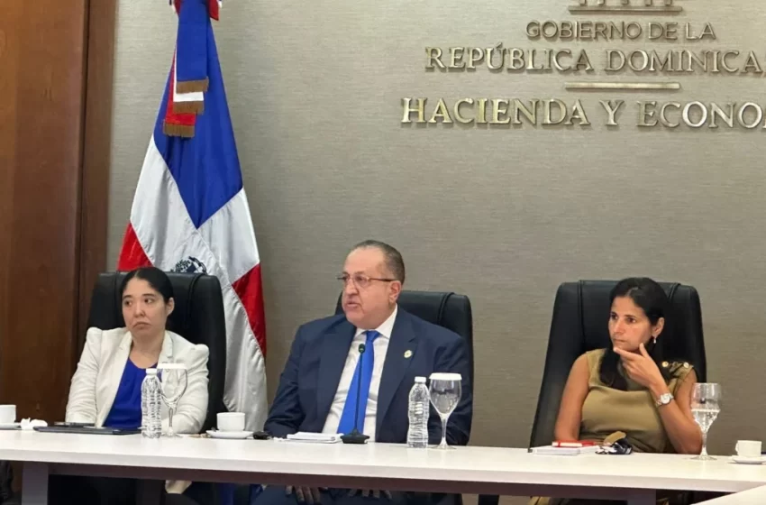  Gobierno propone medidas para recaudar RD$50 mil millones sin tocar el ITBIS