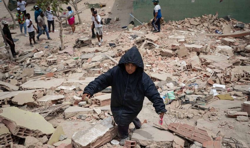  Gobierno habilitará centros de acopio para donaciones y enviará misión de asistencia a Venezuela