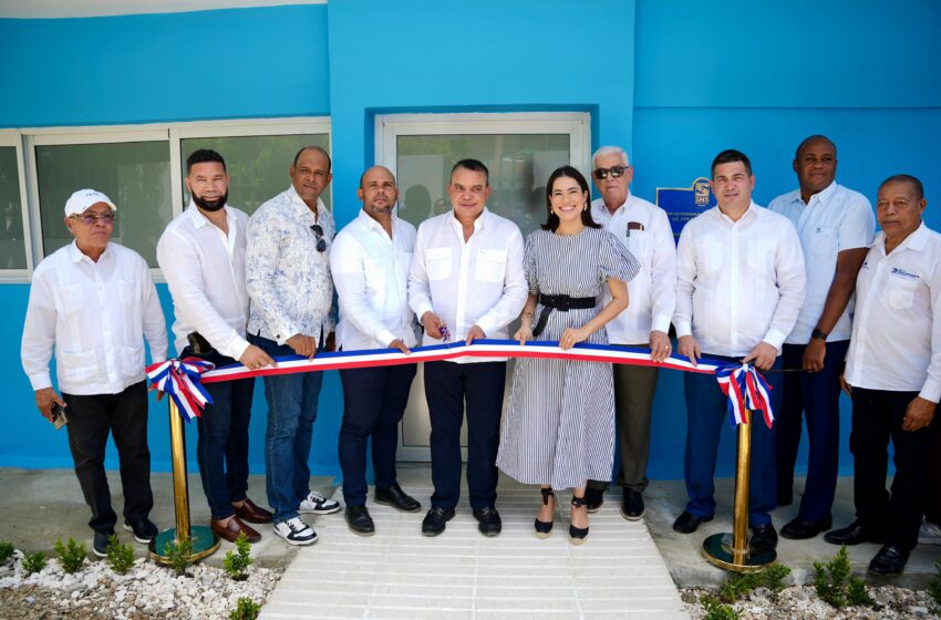  SNS relanza Primer Nivel de Atención en Guayubín con entrega de renovado CPN Villa Sinda