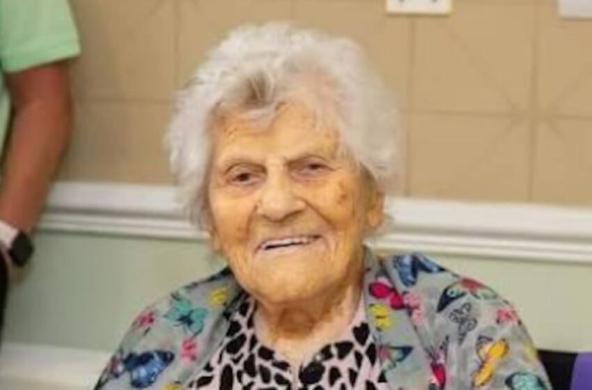  Ether Caterham, la mujer más longeva del mundo, tras cumplir 117 años: “Nunca discuto con nadie, pero luego hago lo que quiero”