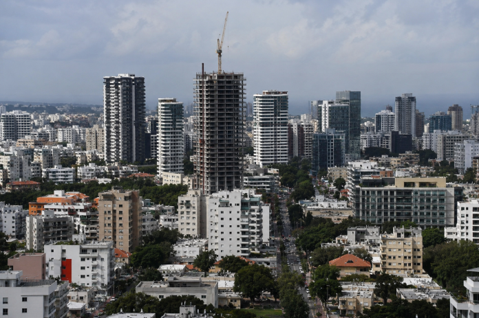  El misterio del origen del dinero detrás de la construcción en Santo Domingo