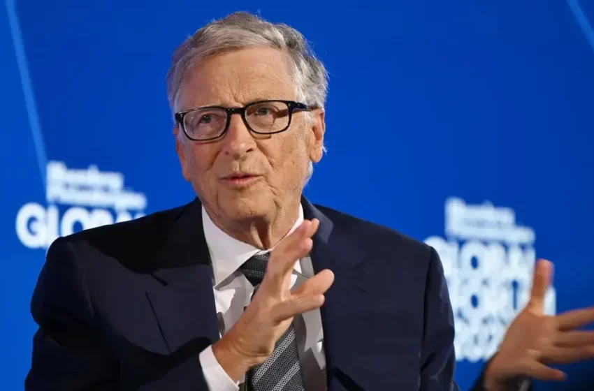  Bill Gates advierte que la IA podría acabar con la humanidad