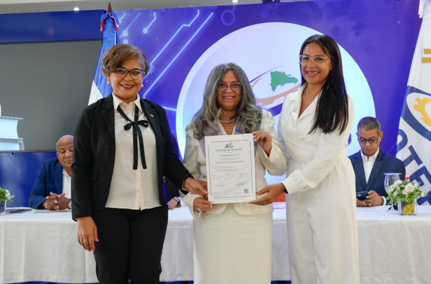  CIPESA e INFOTEP gradúan 65 periodistas y comunicadores especializados en salud