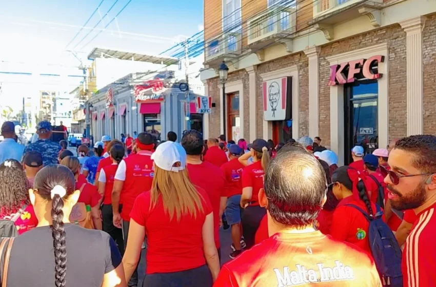  FUNDO moviliza a santiagueros en caminata por la salud cardiovascular
